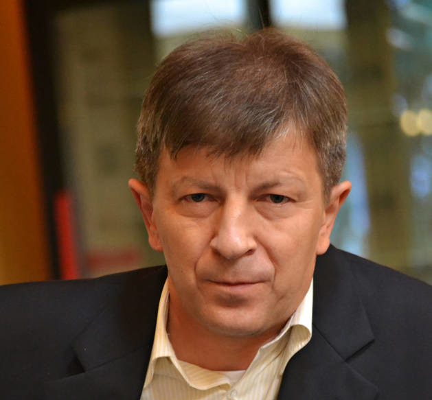 Lakatos Mihály - kmtg.hu