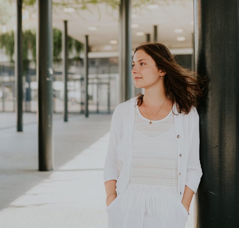 Ajlik Csenge és az El Camino