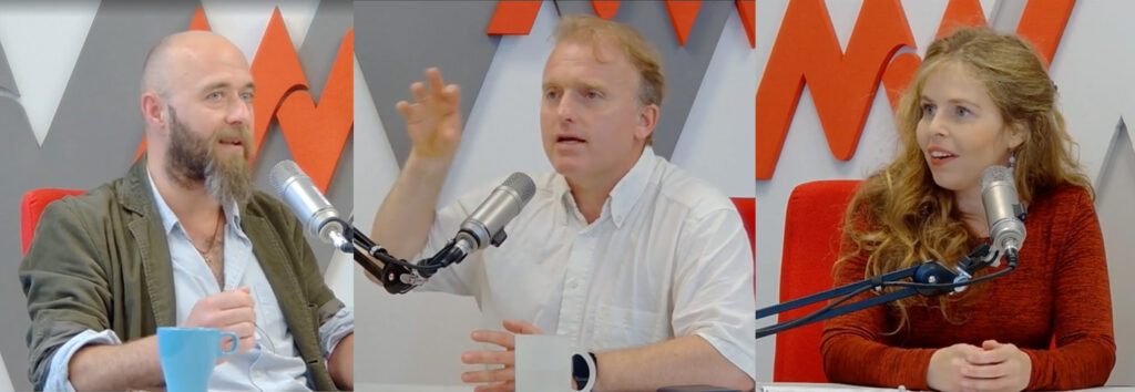 Rendőrtől kapott halálos fenyegetést a költő